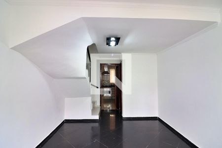 Sala de casa de condomínio para alugar com 3 quartos, 117m² em Demarchi, São Bernardo do Campo