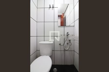 Lavabo de casa de condomínio para alugar com 3 quartos, 117m² em Demarchi, São Bernardo do Campo