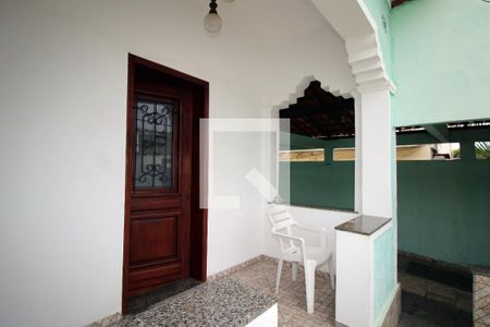 Quintal de casa à venda com 3 quartos, 100m² em Parada de Lucas, Rio de Janeiro
