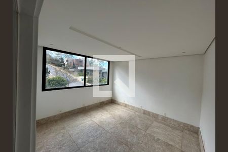 Quarto 2 de casa de condomínio para alugar com 4 quartos, 700m² em Jardim Serrano, Nova Lima