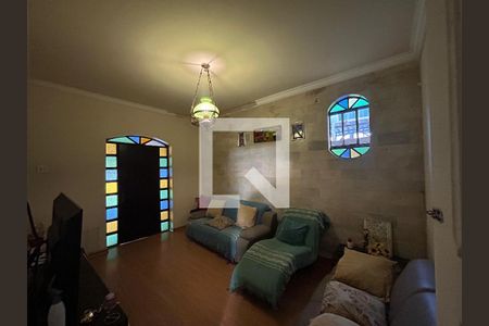 Casa à venda com 4 quartos, 215m² em Caiçaras, Belo Horizonte