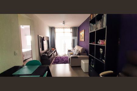 Sala de apartamento para alugar com 2 quartos, 53m² em Jardim Cirino, Osasco