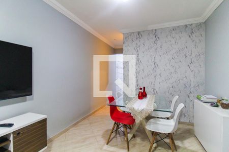 Sala de casa de condomínio à venda com 2 quartos, 65m² em Vila Taquari, São Paulo