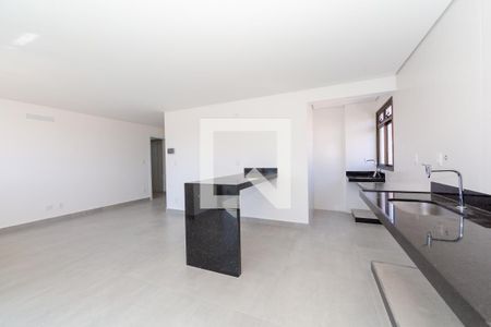 Cozinha de apartamento para alugar com 3 quartos, 84m² em Prado, Belo Horizonte