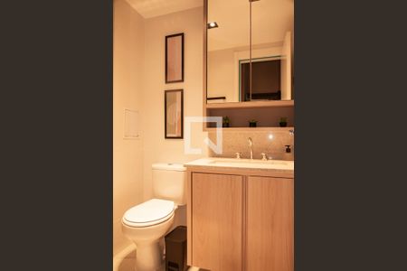 Banheiro Social de kitnet/studio para alugar com 1 quarto, 28m² em Vila Clementino, São Paulo