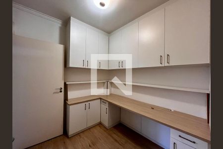 Escritório de apartamento para alugar com 3 quartos, 115m² em Centro, Campinas