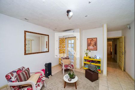 Sala de casa à venda com 3 quartos, 200m² em Parque Santa Fé, Porto Alegre