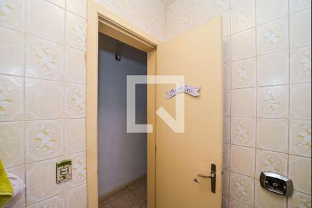 Lavabo de casa à venda com 3 quartos, 200m² em Parque Santa Fé, Porto Alegre