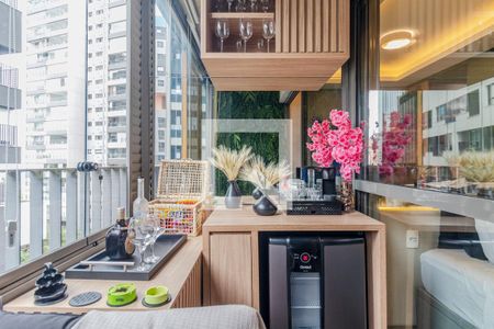 Varanda de kitnet/studio à venda com 1 quarto, 25m² em Sumarezinho, São Paulo