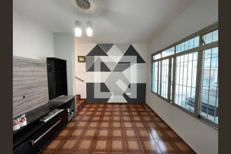 Sala de casa para alugar com 2 quartos, 250m² em Vila Universitaria, São Paulo