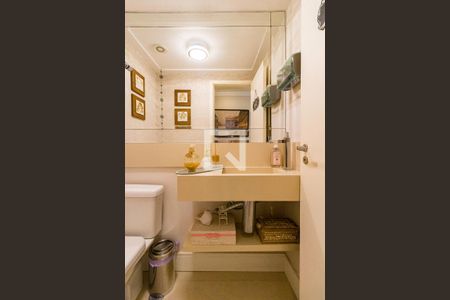 Lavabo de apartamento à venda com 4 quartos, 141m² em Morumbi, São Paulo