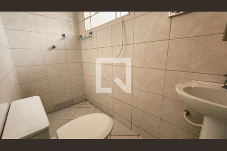 Banheiro de casa para alugar com 1 quarto, 50m² em Jardim Sao Camilo Novo, Jundiaí