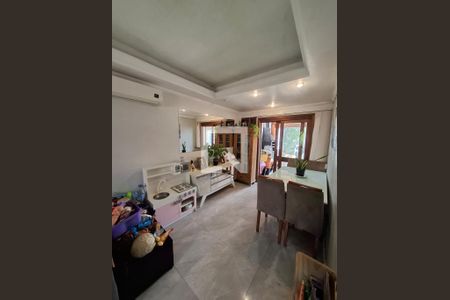 Sala de casa de condomínio para alugar com 3 quartos, 150m² em Espírito Santo, Porto Alegre