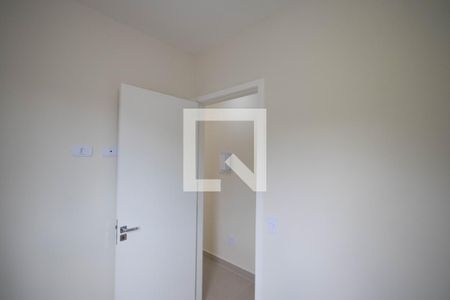 Quarto 1 de apartamento para alugar com 2 quartos, 37m² em Vila Mazzei, São Paulo