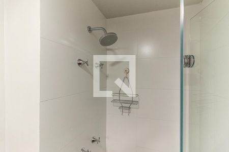 Banheiro de kitnet/studio para alugar com 1 quarto, 23m² em Consolação, São Paulo