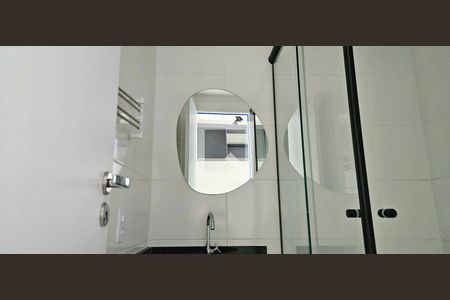 Banheiro de kitnet/studio à venda com 1 quarto, 28m² em Vila Dom Pedro I, São Paulo