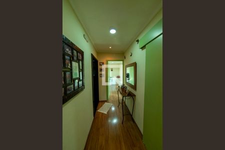 Corredor de casa para alugar com 3 quartos, 500m² em Parque Viana, Barueri