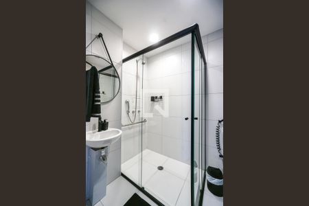 Banheiro de kitnet/studio à venda com 1 quarto, 27m² em Vila Esperança, São Paulo