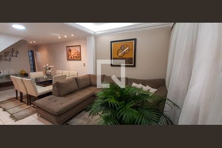 Sala de casa à venda com 3 quartos, 180m² em Jardim D’abril, Osasco