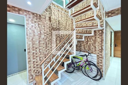 Escada de apartamento à venda com 3 quartos, 165m² em Engenho de Dentro, Rio de Janeiro