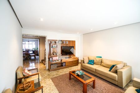 Sala de casa à venda com 4 quartos, 210m² em Vila Gomes Cardim, São Paulo