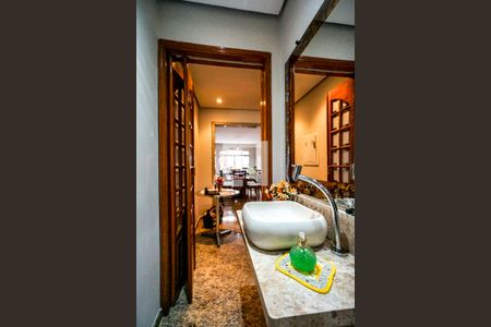 Lavabo de casa à venda com 4 quartos, 210m² em Vila Gomes Cardim, São Paulo