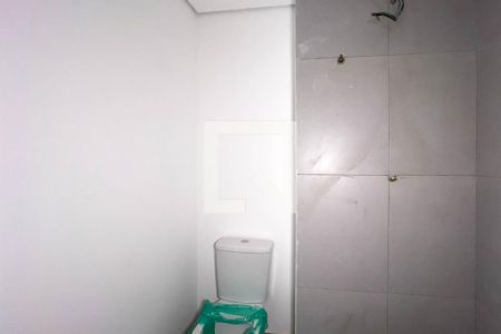 Banheiro de kitnet/studio à venda com 1 quarto, 26m² em Vila Dom Pedro I, São Paulo