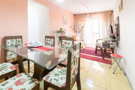 Sala de apartamento para alugar com 3 quartos, 74m² em Portão, Curitiba