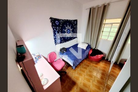 Foto 10 de casa à venda com 6 quartos, 255m² em Santa Monica, Belo Horizonte