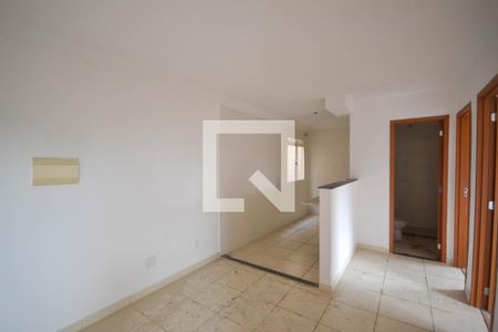 Sala de apartamento para alugar com 2 quartos, 42m² em Santa Amélia, Belford Roxo
