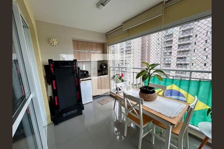 Sacada de apartamento à venda com 2 quartos, 86m² em Vila Leonor, Guarulhos