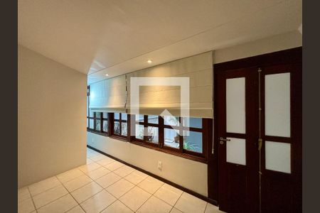 Quarto 1 de apartamento à venda com 3 quartos, 176m² em Copacabana, Rio de Janeiro