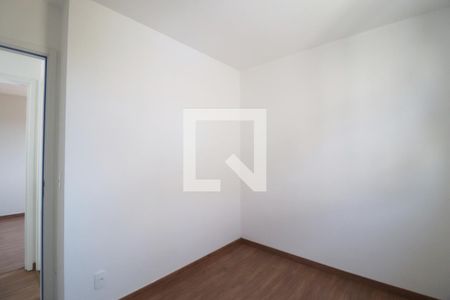 Quarto 1 de apartamento para alugar com 2 quartos, 48m² em Planalto, Uberlândia