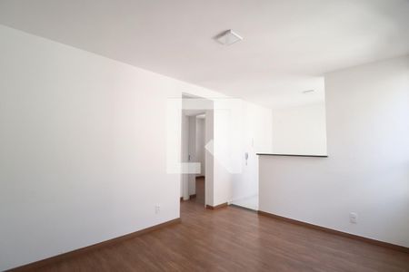 Sala de apartamento para alugar com 2 quartos, 48m² em Planalto, Uberlândia