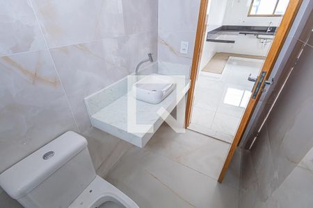 Lavabo de apartamento à venda com 4 quartos, 131m² em Santa Rosa, Belo Horizonte