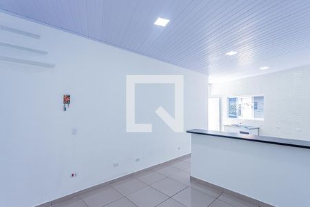 Sala e cozinha de casa para alugar com 1 quarto, 90m² em Jardim Paulistano (zona Norte), São Paulo