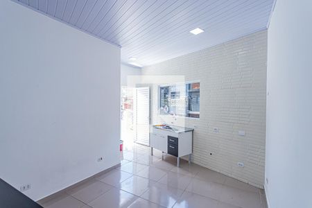 Sala e cozinha de casa para alugar com 1 quarto, 90m² em Jardim Paulistano (zona Norte), São Paulo