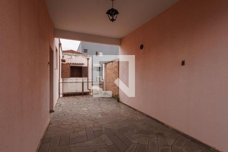 Área Externa de casa para alugar com 4 quartos, 350m² em Centro, Taubaté