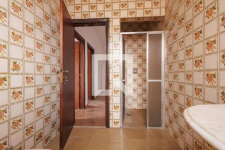 Banheiro Social de casa para alugar com 4 quartos, 350m² em Centro, Taubaté