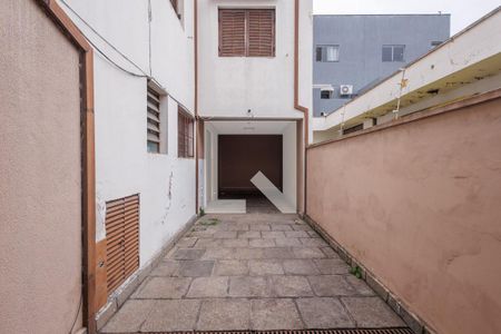 Área Externa de casa para alugar com 4 quartos, 350m² em Centro, Taubaté