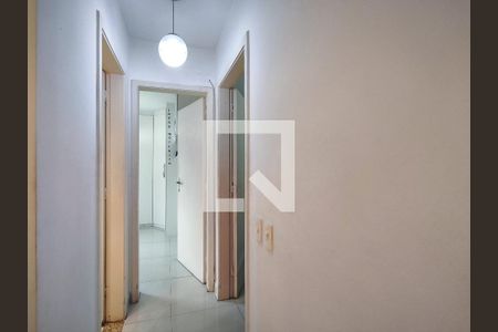 Corredor de apartamento à venda com 2 quartos, 68m² em Vila Isabel, Rio de Janeiro