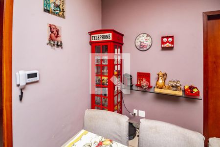 Sala 1 de casa à venda com 3 quartos, 180m² em Itapoã, Belo Horizonte