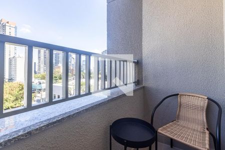 Varanda de kitnet/studio para alugar com 1 quarto, 25m² em Vila Olímpia, São Paulo