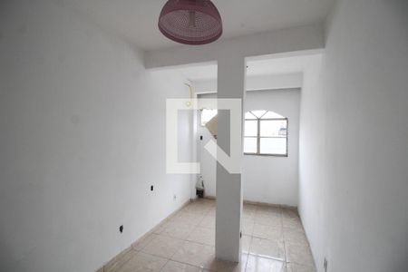 Quarto  de apartamento para alugar com 2 quartos, 69m² em Olinda, Nilópolis