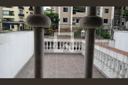 Sacada de casa para alugar com 5 quartos, 200m² em Vila Mascote, São Paulo