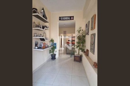 Casa à venda com 3 quartos, 200m² em Parque Imperial, São Paulo