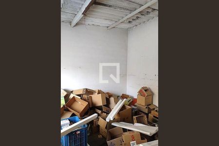 Casa à venda com 4 quartos, 250m² em Vila Monumento, São Paulo