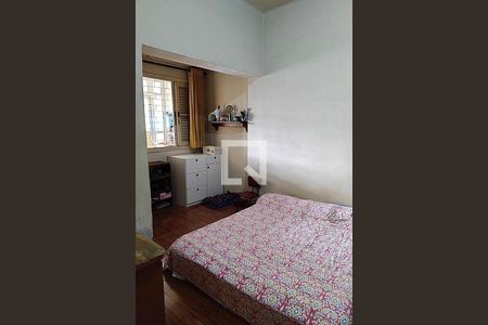 Casa à venda com 4 quartos, 250m² em Vila Monumento, São Paulo