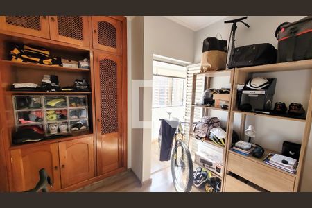 Quarto de apartamento à venda com 2 quartos, 90m² em Centro, Campinas