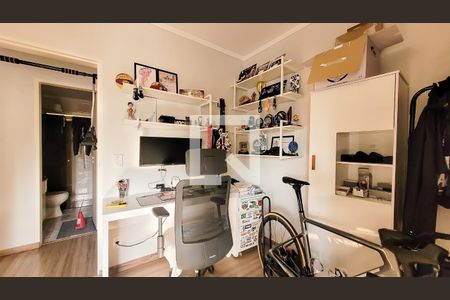 Quarto de apartamento à venda com 2 quartos, 90m² em Centro, Campinas